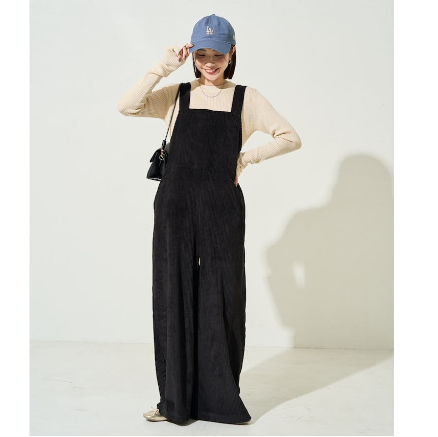 FS2025冬季 减龄宽松高腰线休闲直筒背带裤