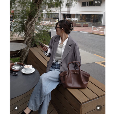 小众2026春夏 满身烫钻复古气质蕾丝卷边袖落肩西装外套