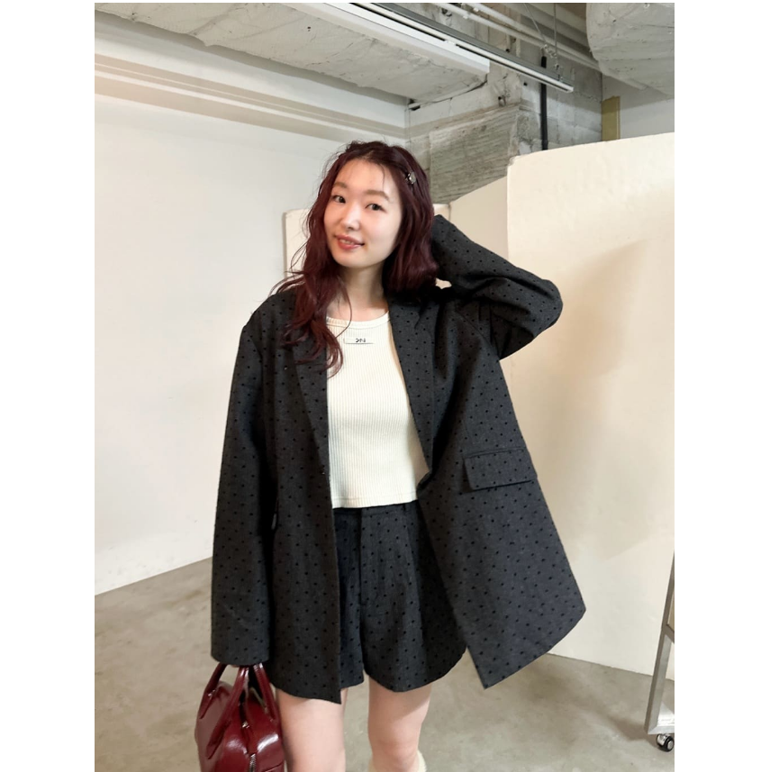 kas2025冬季 花苞型植绒点点甜美百搭短裤