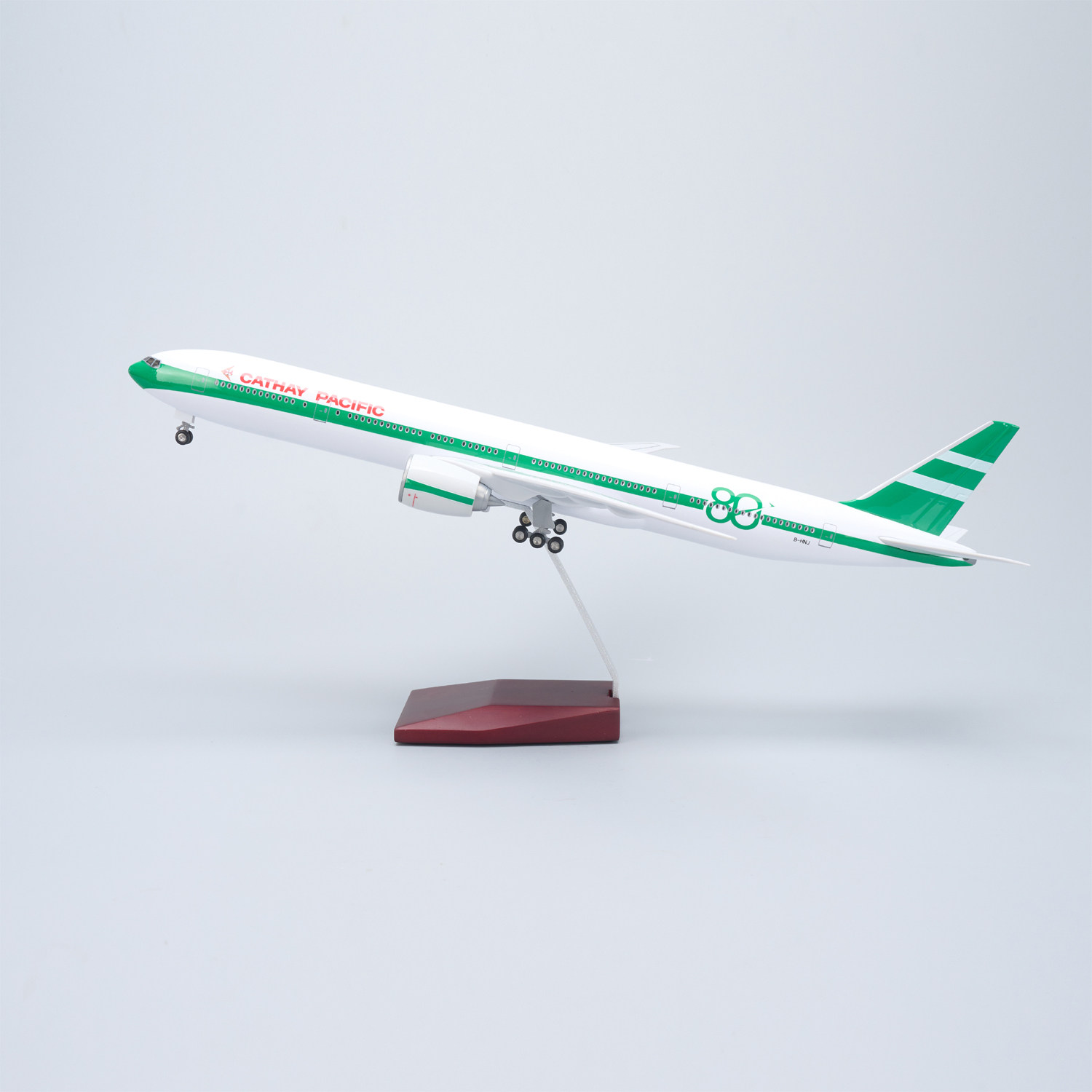 带灯国泰航空波音777仿真客机飞机模型摆件航模礼物收藏80周年图片