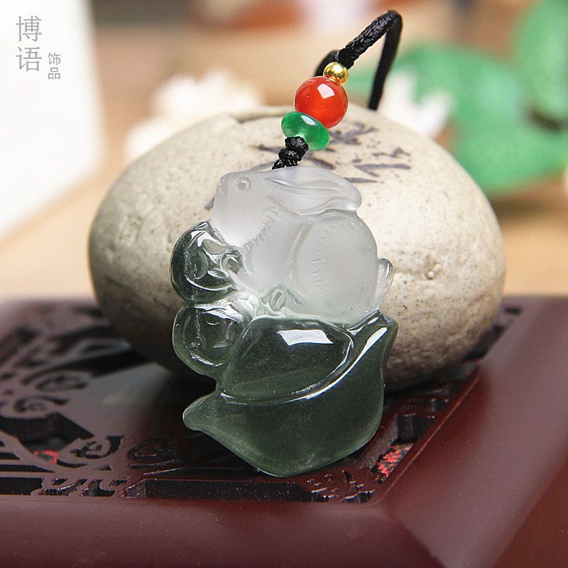 俏色精雕天然绿幽灵水晶兔子挂件兔吊坠 生肖兔项链项坠男女挂坠