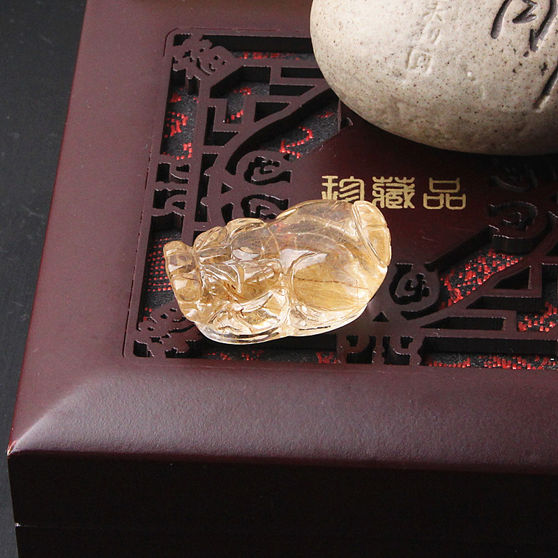 天然黄发晶貔貅吊坠项坠 黄发晶貔貅项链男女款水晶貔貅项链饰品
