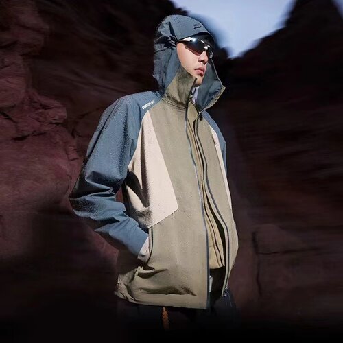 李宁运动风衣休闲健身外套