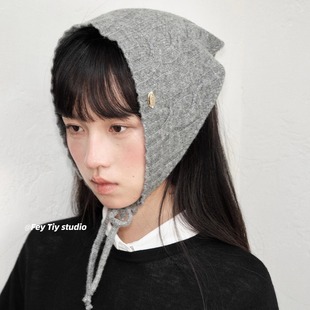 25秋冬三角巾头巾包头百搭多功能装 饰领巾围裙 英国走秀款 feytiy