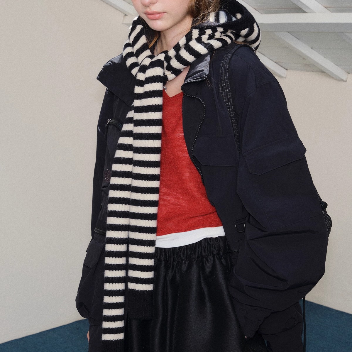 黑白条纹巴拉克拉法帽复古时髦