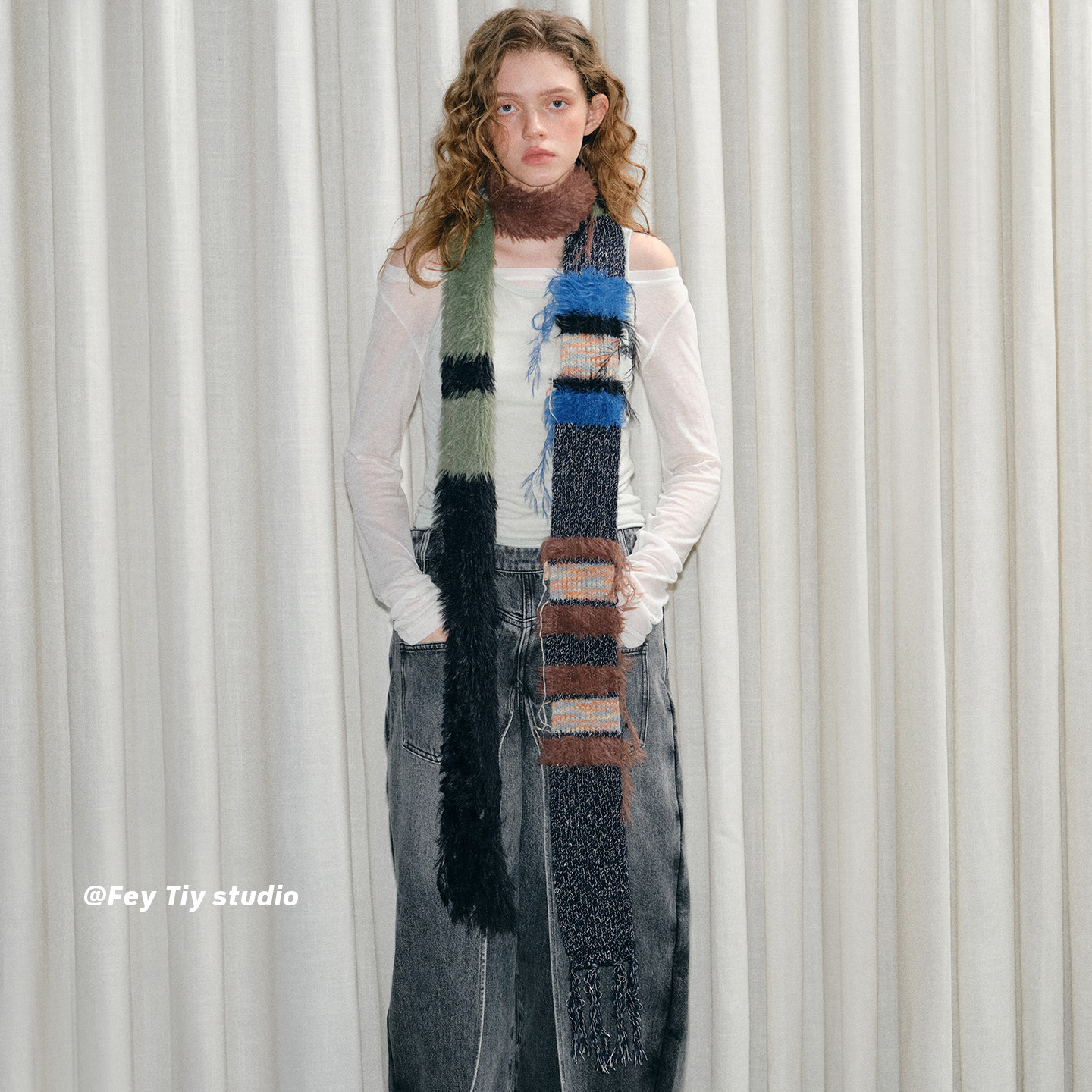 时髦个性拼接毛毛小众针织围巾