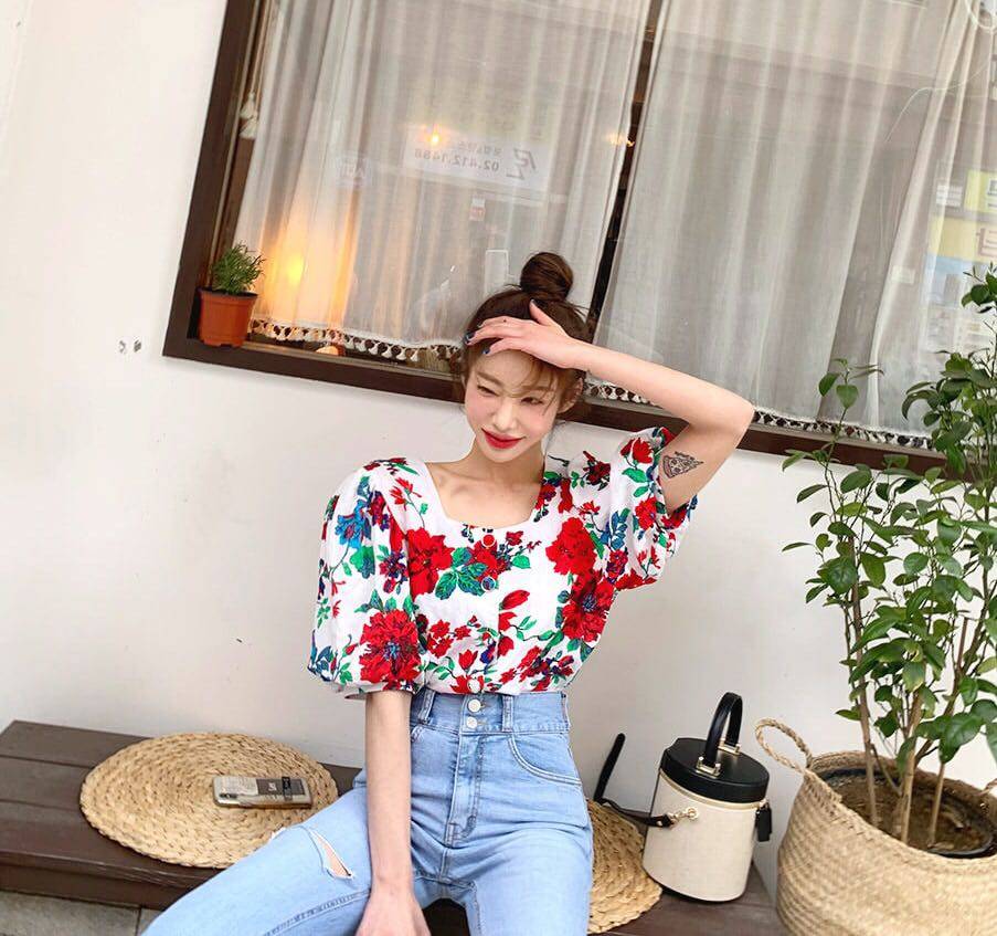 the republic of korea Women's wear Agency purchase 19 Xia Dong gate temperament square neck puff sleeve printing shirt Single breasted ladyin the Women's clothing/Boutique , Shirt  category - from Buy2taobao.com to provide professional Taobao agent buy service