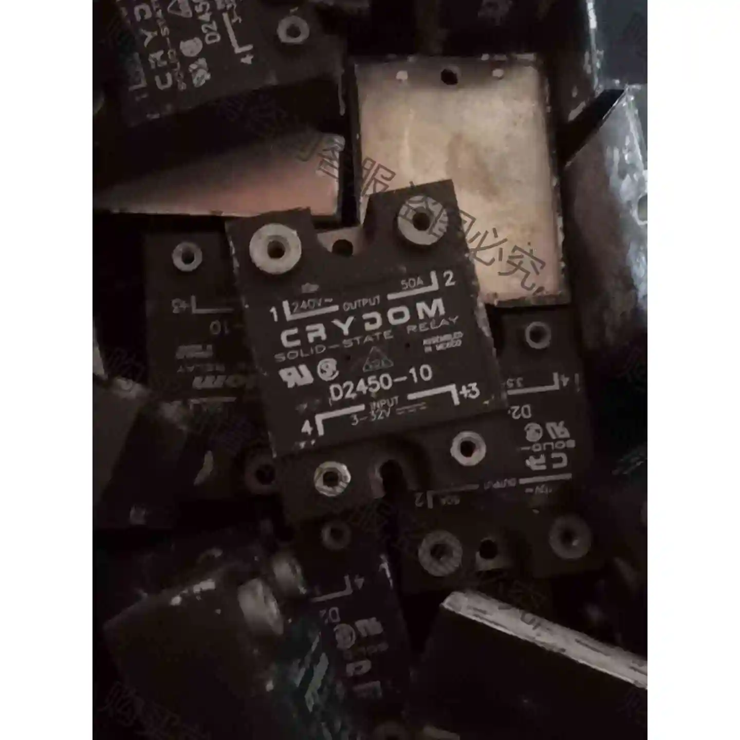 进口快达，固态继电器D2450-10 议价 品质保证