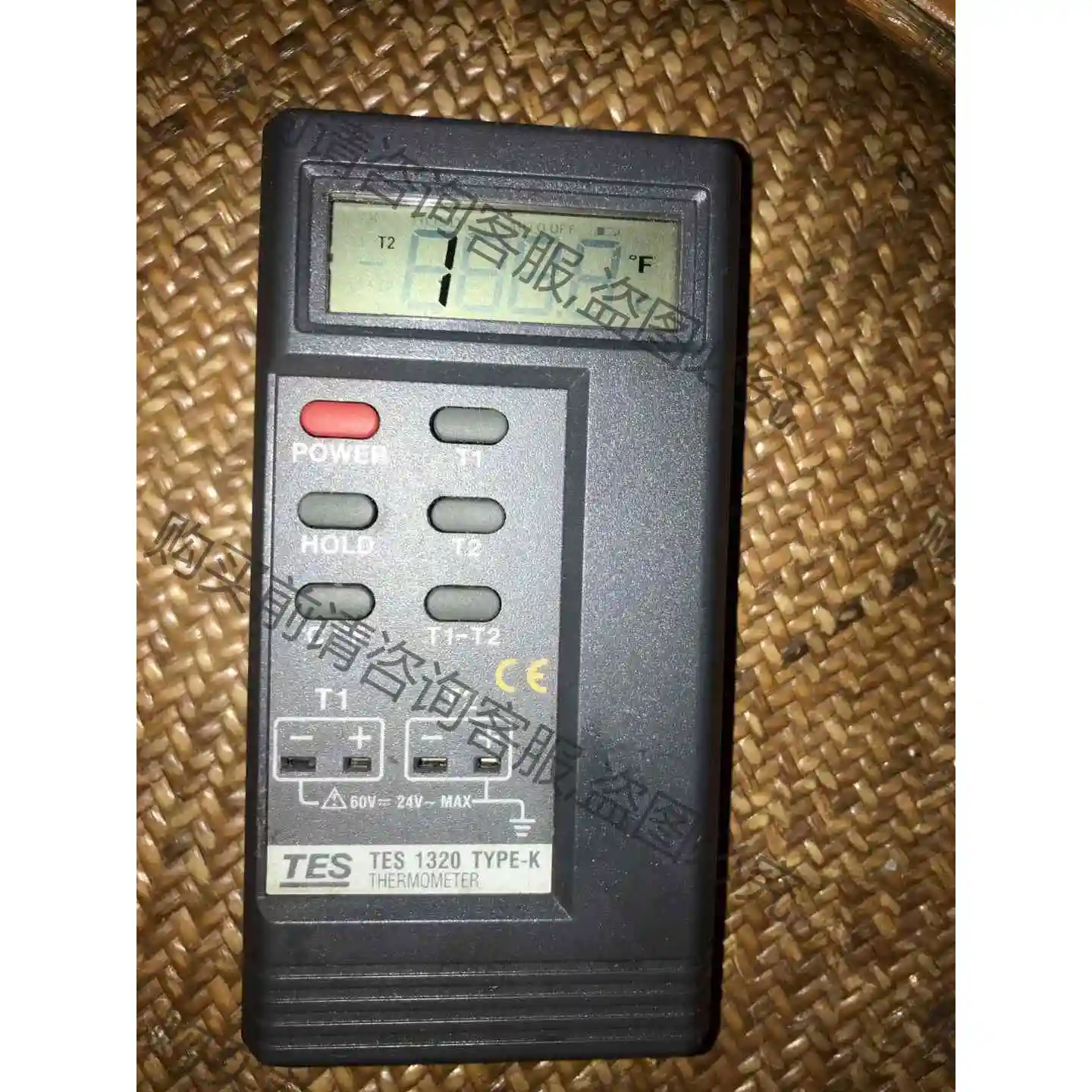 台湾泰仕TES1320 k型，功能正常，外观漂亮，电池盖丢了 议价 品