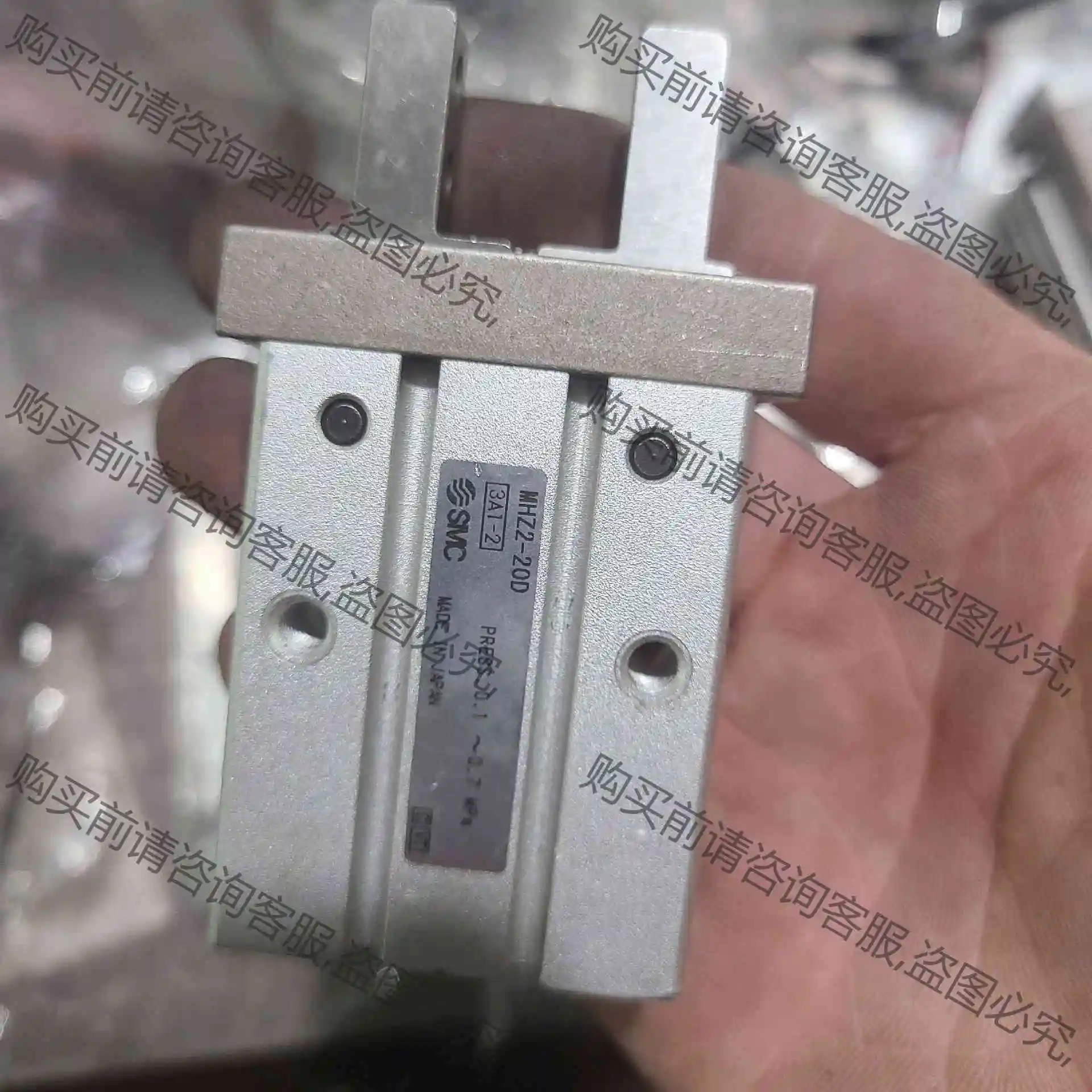 拆机正品SM MHZ2-20D手指气缸 议价 品质保证