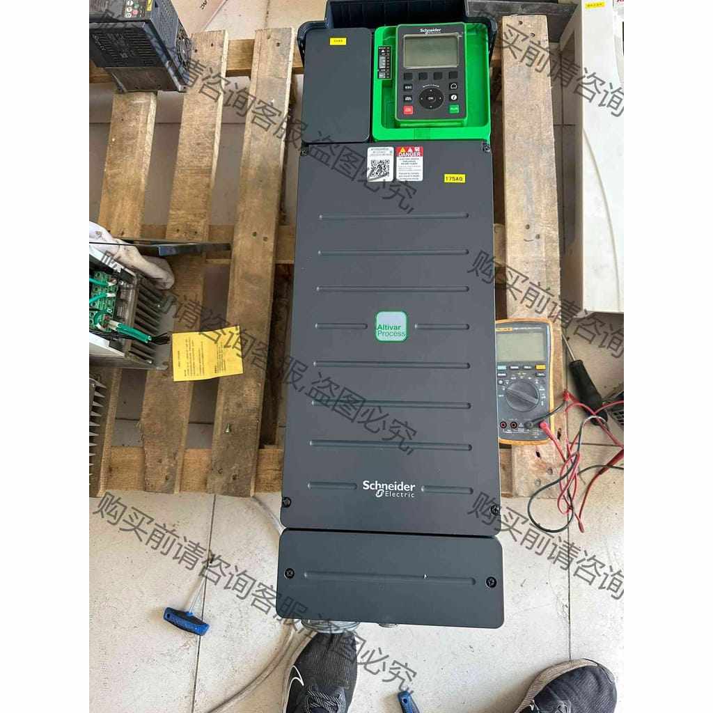 功能正常议价 施耐de变频器ATV930D45N4 45kw