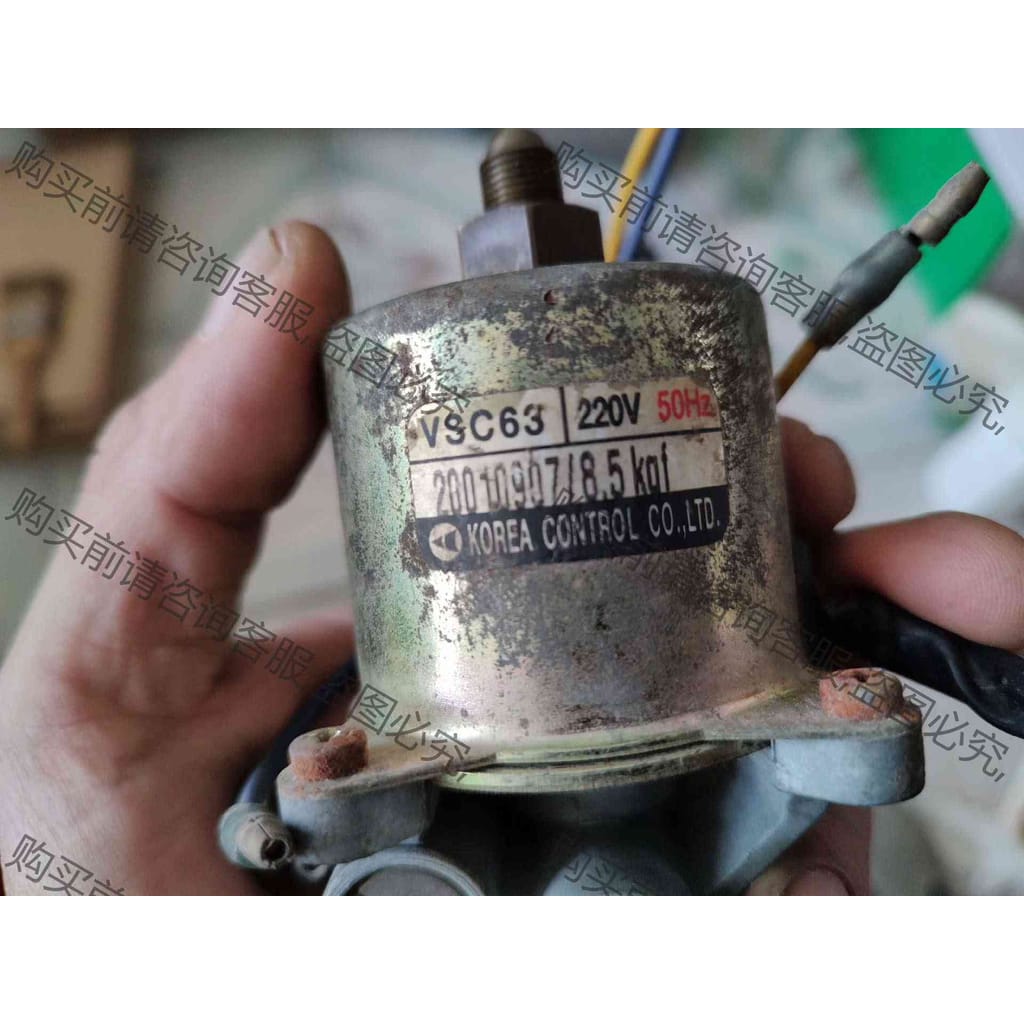 功能正常议价 vsc63电磁油泵，日本产。库存没用过，有浮锈看着像
