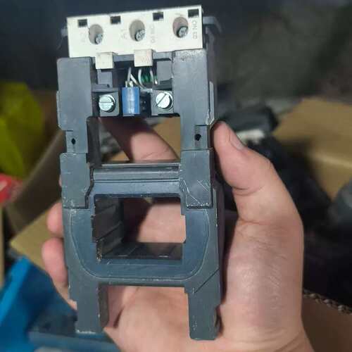 议价施耐德接触器线圈 LX9FG220