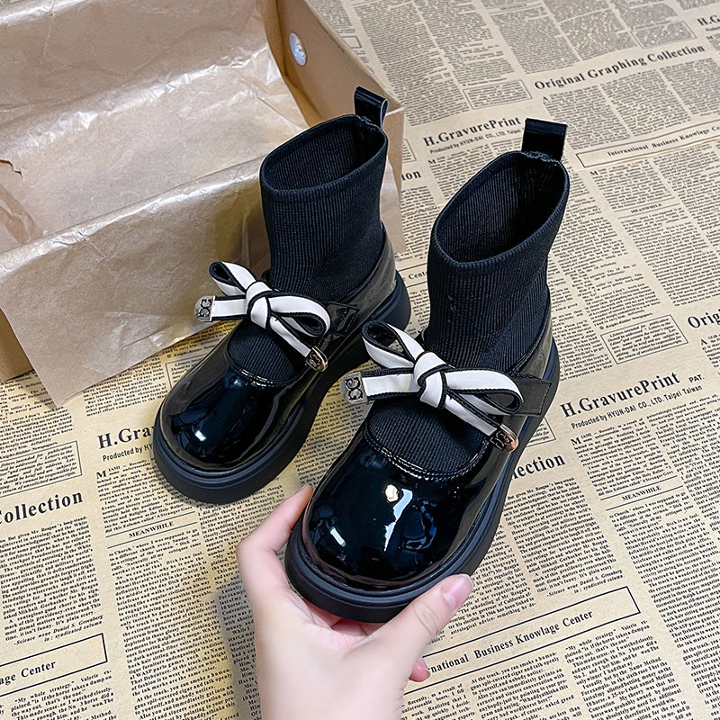 VTVK新款儿童洋气靴子2026秋冬女童加绒小皮靴黑色宝宝红色袜子靴