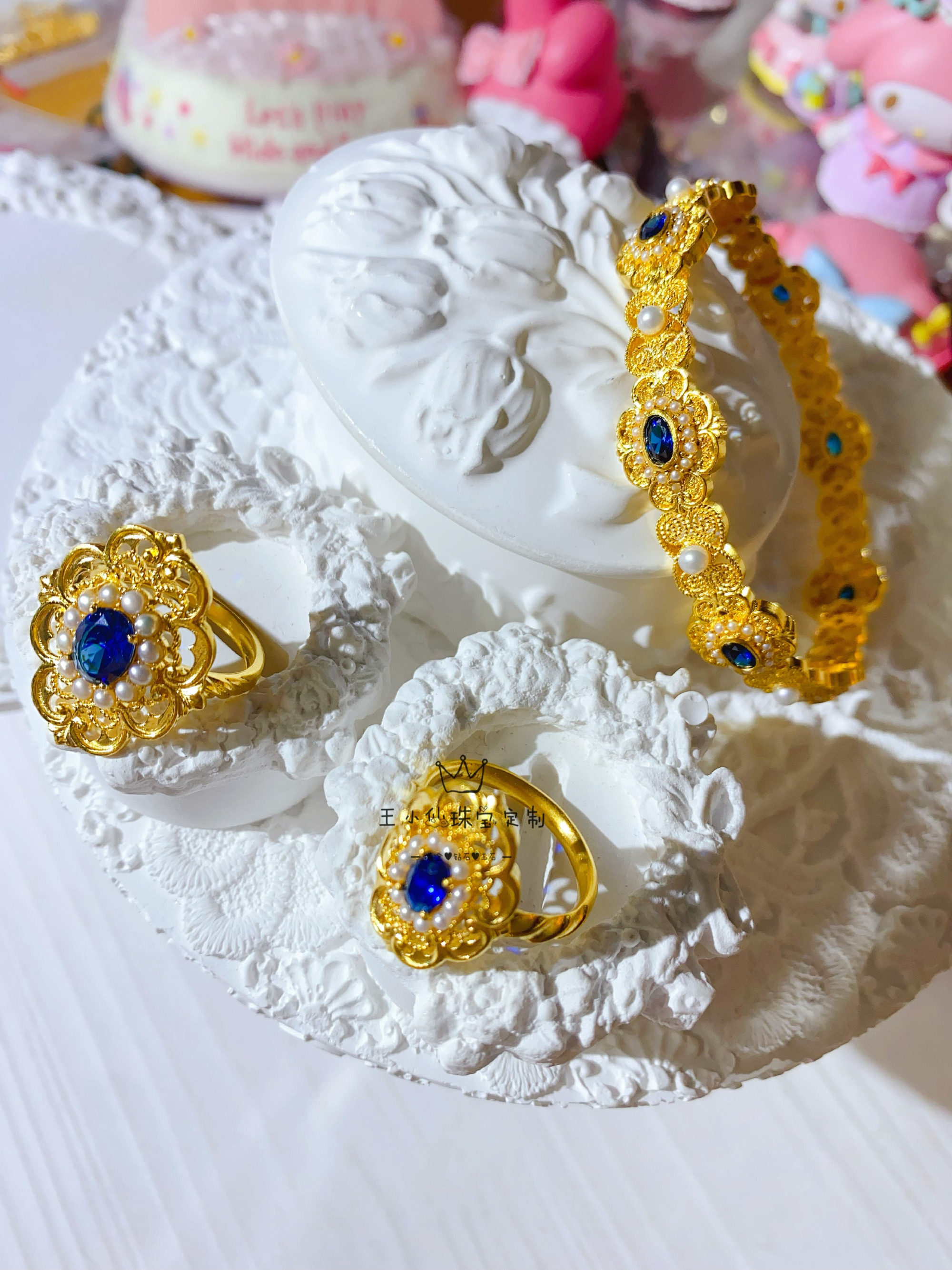 999足金天然淡水珍珠锆石蓝色宝石宫廷古法金镂空花丝公主金手镯