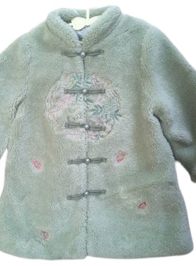 三三两两儿童竖领复古盘口中长款毛毛衣女童刺绣加厚外套中大童