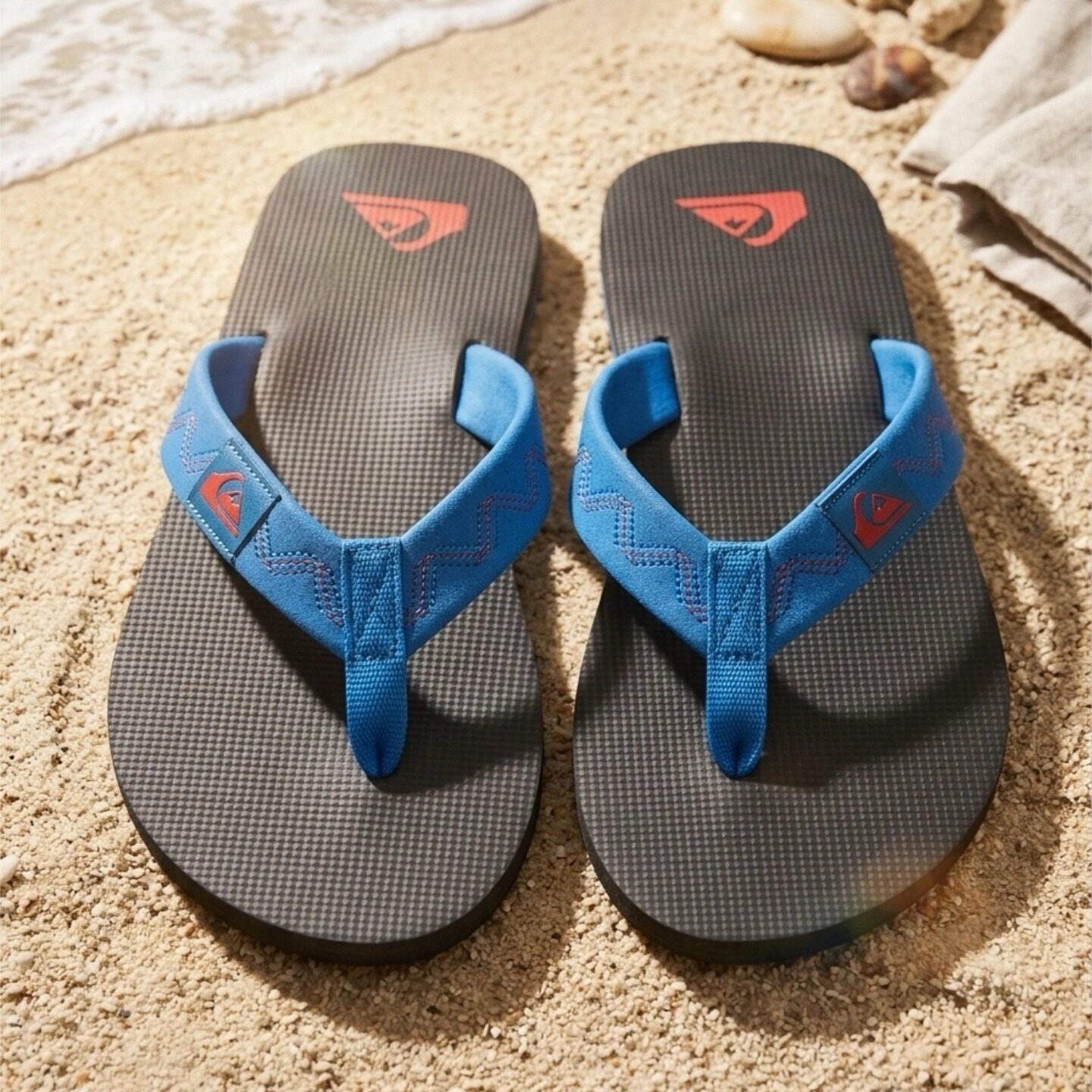 速发Quiksilver2026新款夏季布艺拖鞋儿童家用潮牌时尚防滑人字拖