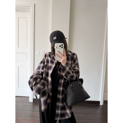 '留学生Daily life'素颜黑框的ootd宽松松弛感百搭格子衬衫外套女
