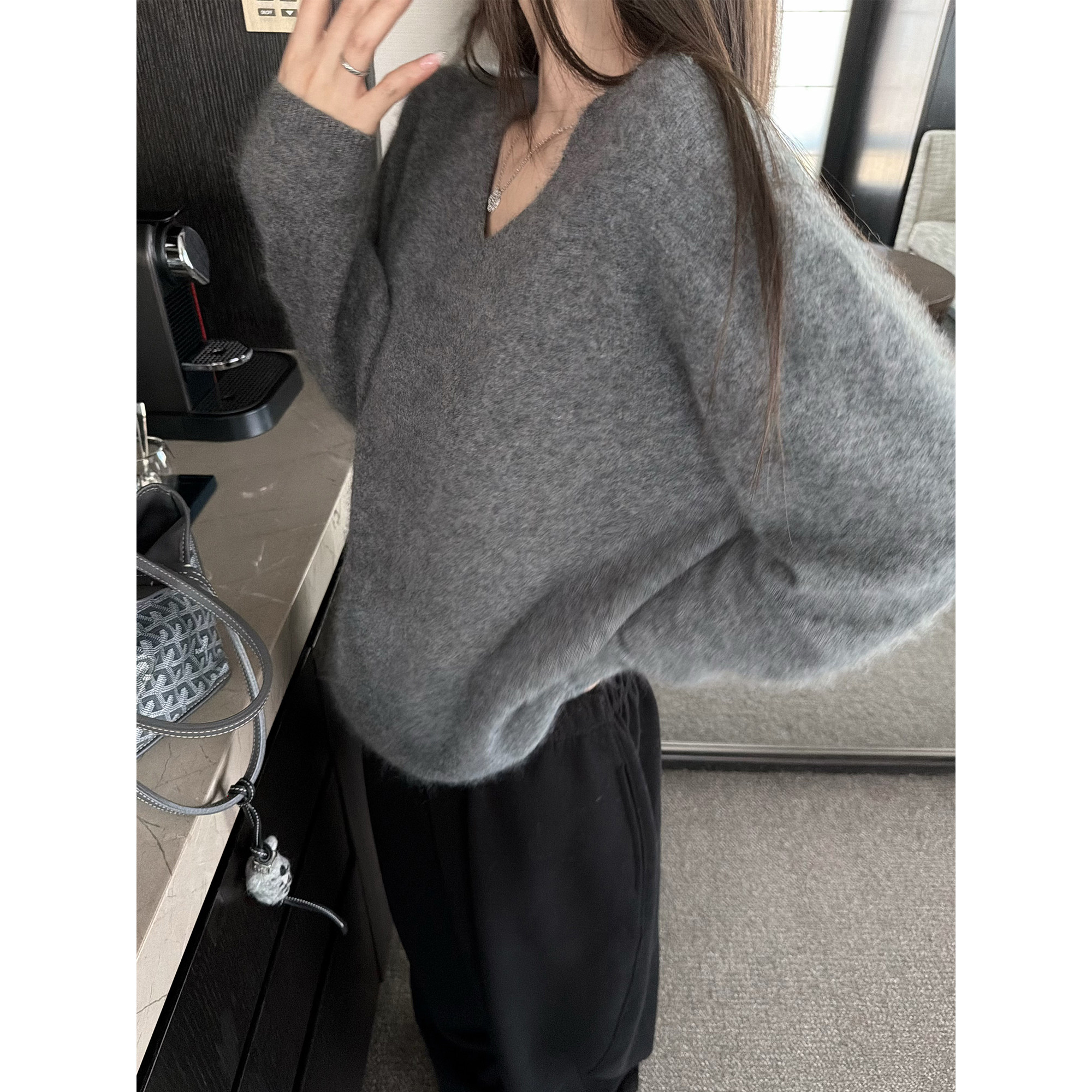 superniniyy 清冷氛围&90羊毛5桑蚕丝5羊绒无缝一体拉毛V领毛衣女
