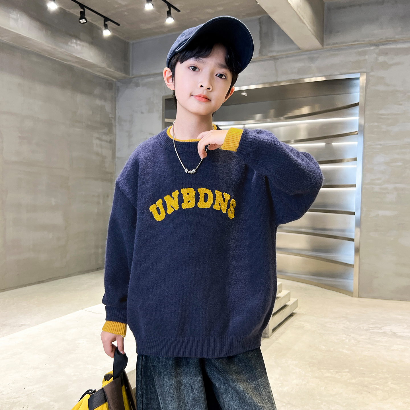 男童秋冬加厚毛衣中大童保暖上衣