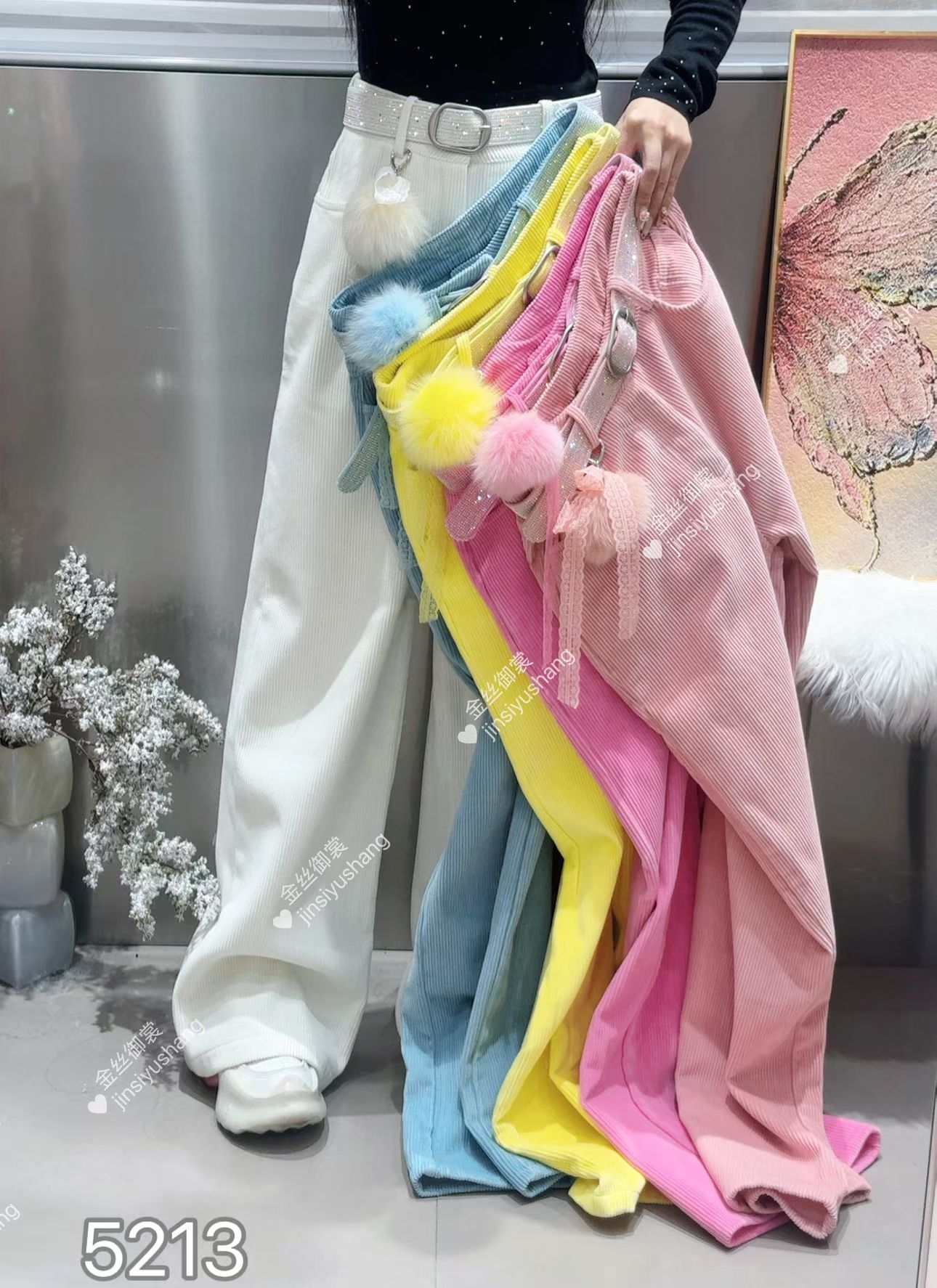 2025秋冬加绒重工烫钻高腰显瘦直筒裤女糖果色灯芯绒棉裤腰带闪钻