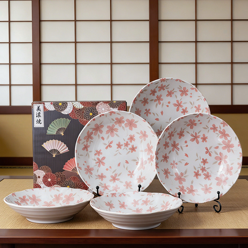 美浓烧日本进口陶瓷釉下彩日式樱花餐具套装家用高颜值盘礼盒套装