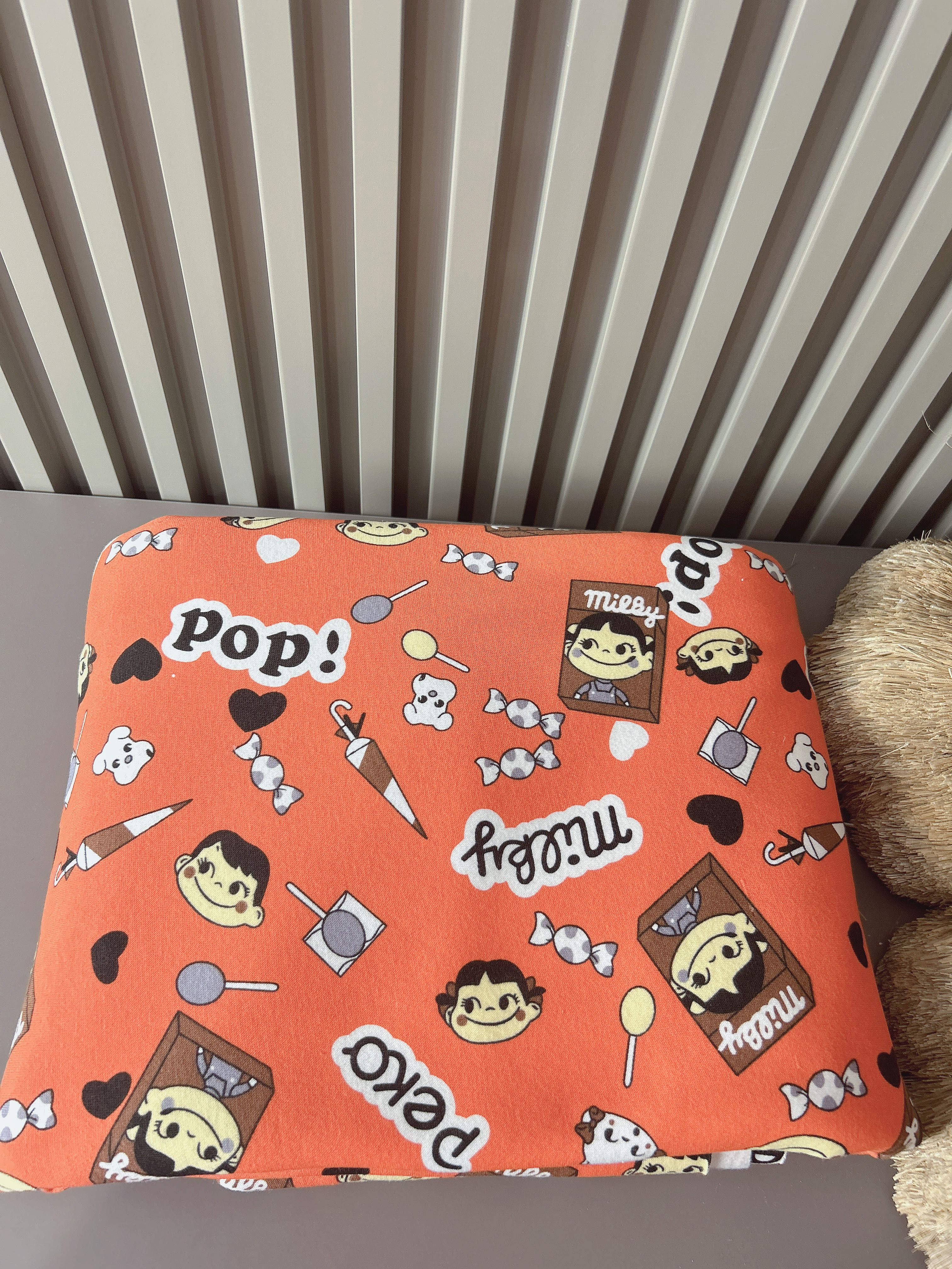 1.65米宽幅卫衣绒布料橘色牛奶妹卡通图案秋冬舒适透气针织面料