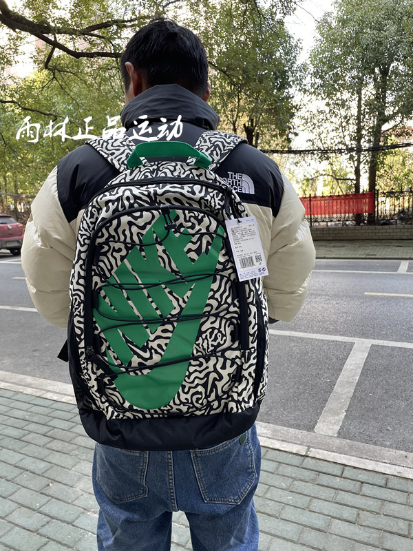 耐克休闲双肩包后背包学生书包