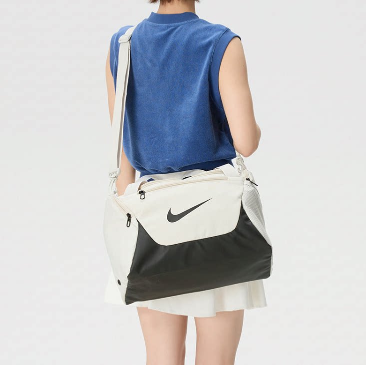 正品NIKE耐克女子运动休闲单肩包斜挎包手提包IB4398-072
