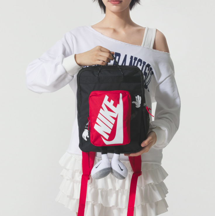正品耐克NIKE儿童运动休闲双肩包后背包学生书包HM9973-010-537