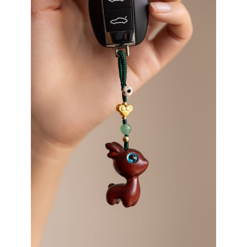有鹿一路檀木小鹿汽车钥匙扣挂件