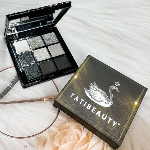 Tati Beauty黑天鹅九色眼影盘明亮光彩烟熏盘珠光哑光质地易上色