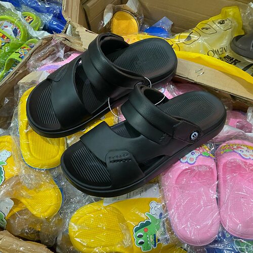 2025新款凉鞋防滑耐磨沙滩鞋