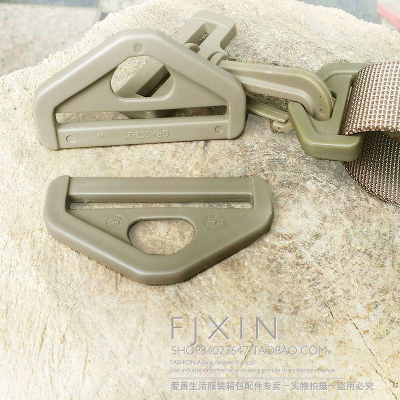 SBS扣具 泥色/卡其色 户外高品质D扣 连接扣 半圆环 DIY 背包配件