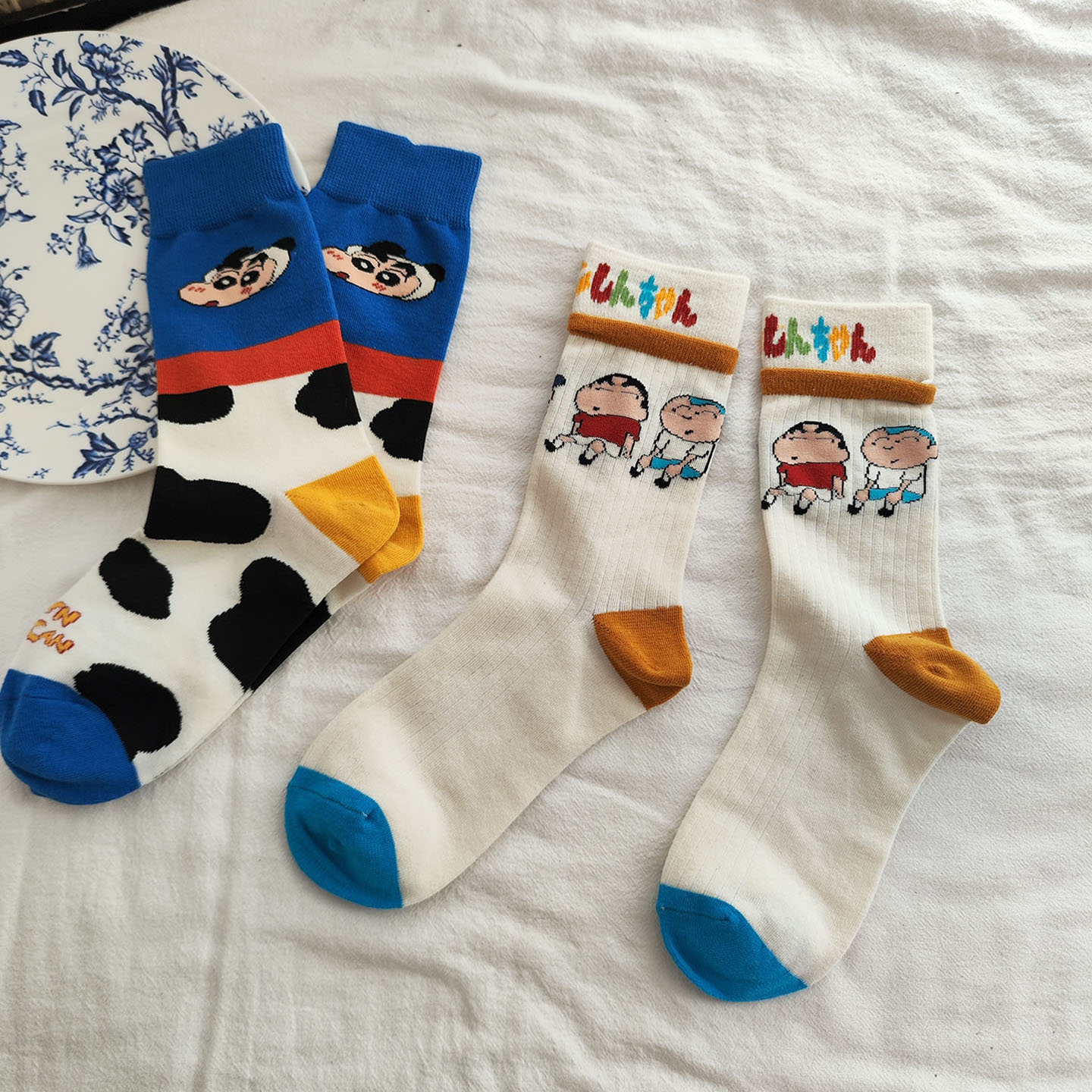 少女学院风秋冬卡通ins中筒袜