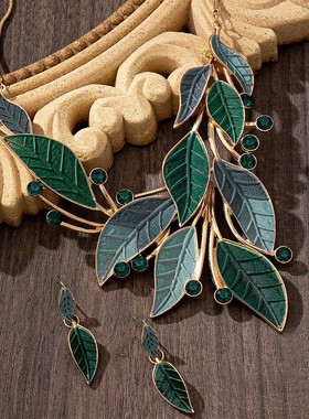 跨境希音复古森系绿叶首饰套装金色珐琅彩树叶项链耳环小众设计女