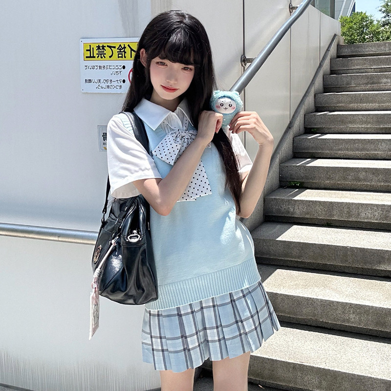 花千猪新品 冰冰椰背心叠穿套装 学院风校供感jk制服秋冬原创套装