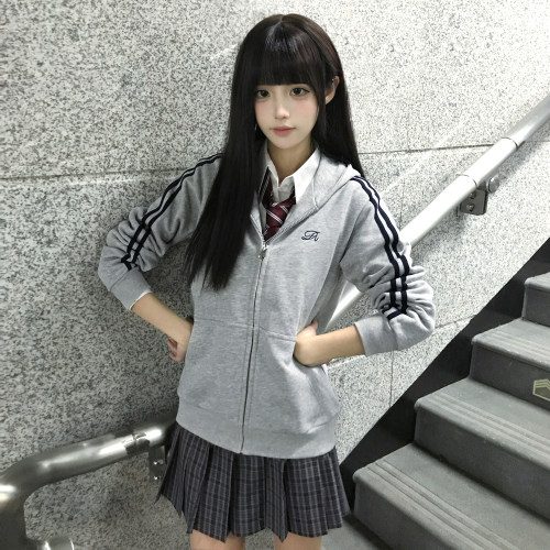 花千猪新品 小凉岛外套 学院风灰色拉链款上衣JK制服连帽卫衣外套