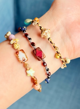 随喜珠珠【秋融】原创复古手作捷克珠焦糖色编制手链小众设计精致