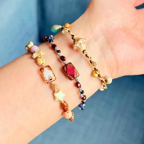 随喜珠珠【秋融】原创复古手作捷克珠焦糖色编制手链小众设计精致