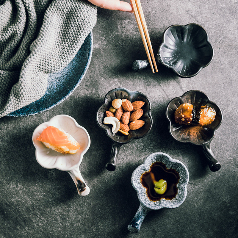 日式酱油碟梅花碟调味碟小吃寿司零食碟带柄商用餐馆小碟子茶点碟