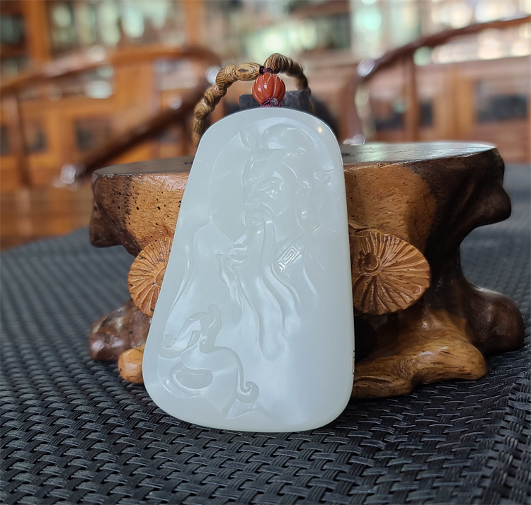 新疆和田白玉籽料关公挂件 手把件  财神  钟馗 bxg20003