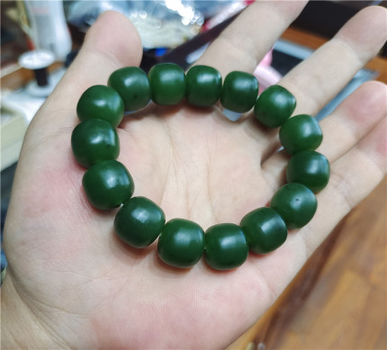 私家定做~收藏级  碧玉籽料带皮14MM手串 超老熟细腻料子需要定做