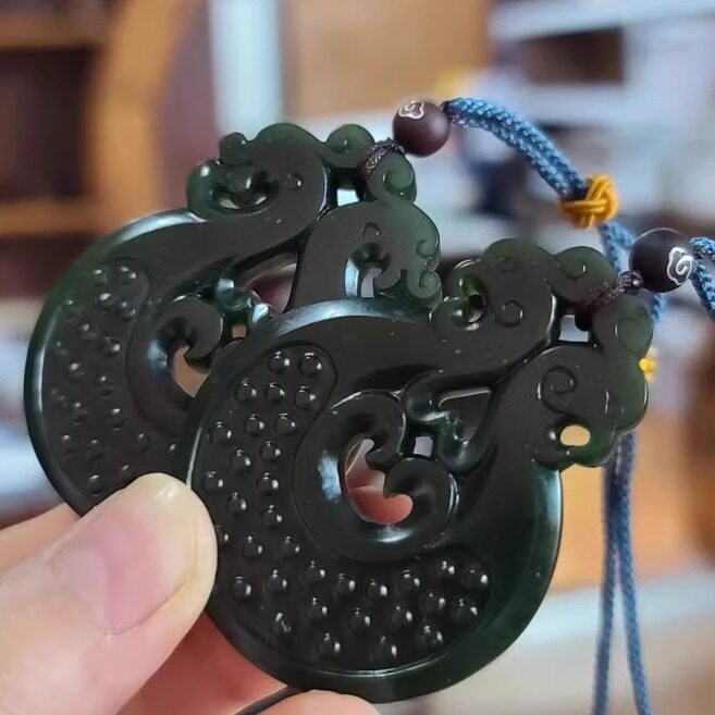 新疆和田碧玉籽料吊坠龙凤牌挂件XX02019-XX02020