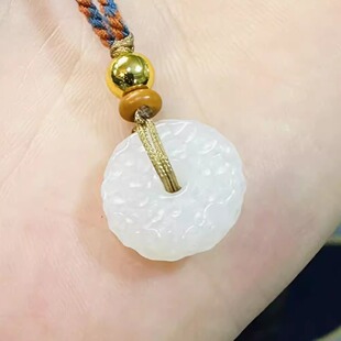 抢福利啦~新疆和田白玉籽料挂件  平安扣吊坠~小石头和田玉