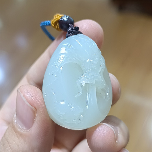 新疆和田白玉籽料l生肖龙挂件  貔貅观音耳坠无事牌ld14007