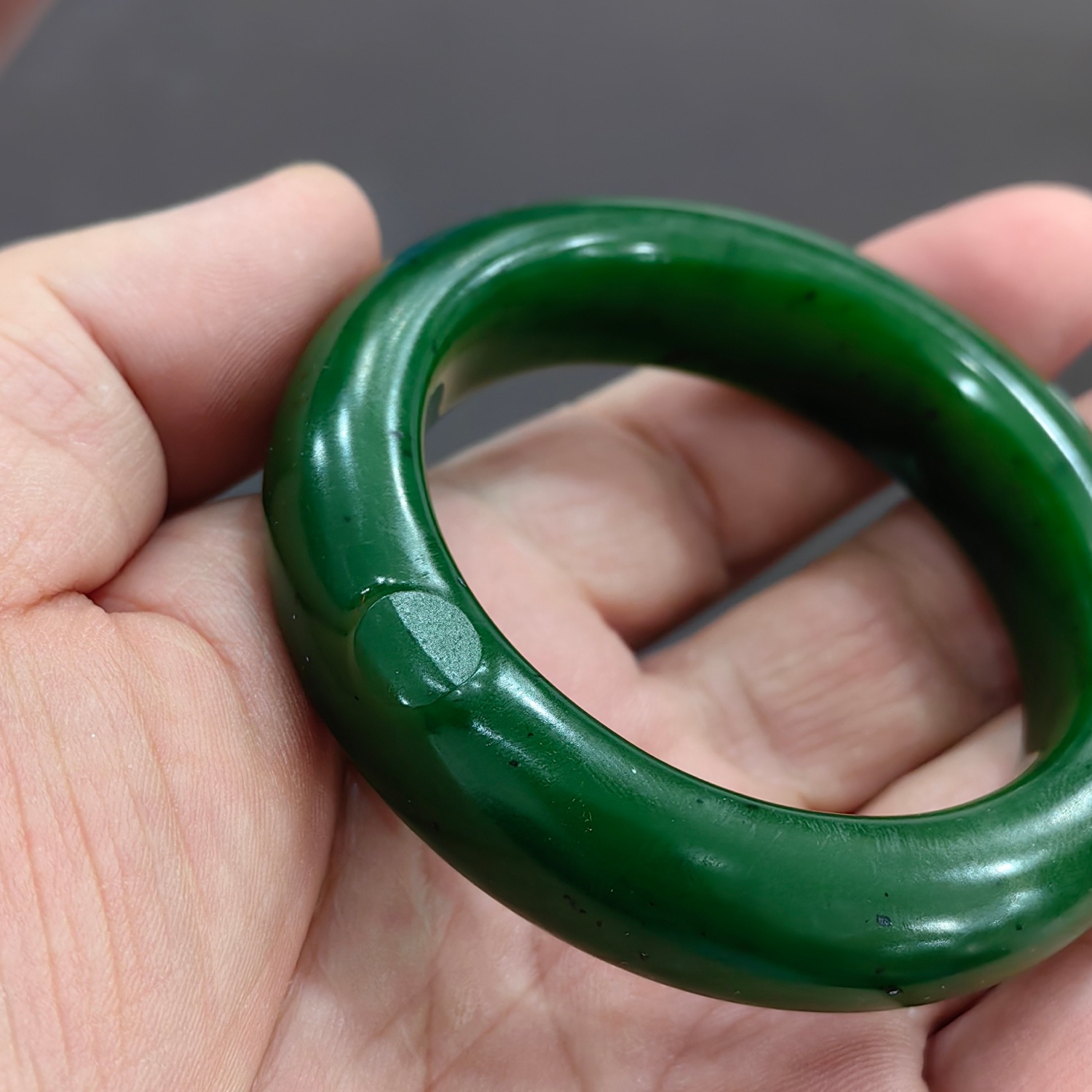 碧玉籽料私家定做圈口50-62