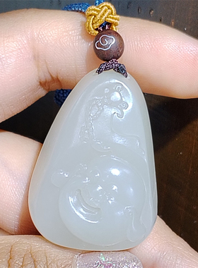 小石头和田玉弥勒佛籽料