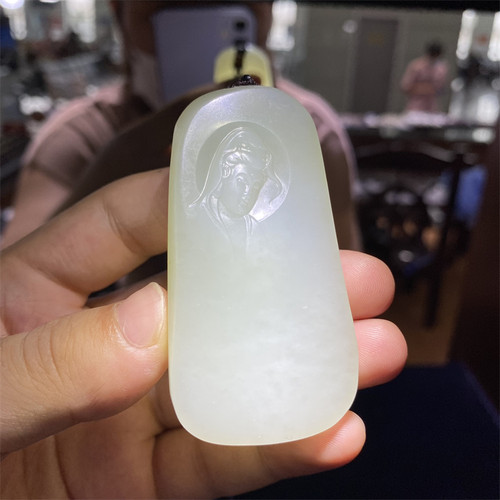 新疆和田玉白玉籽料挂件吊坠观音