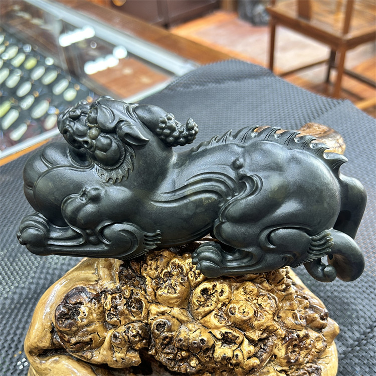 新疆和田墨玉貔貅摆件   宝宝锁平安扣挂件吊坠xx16308图片